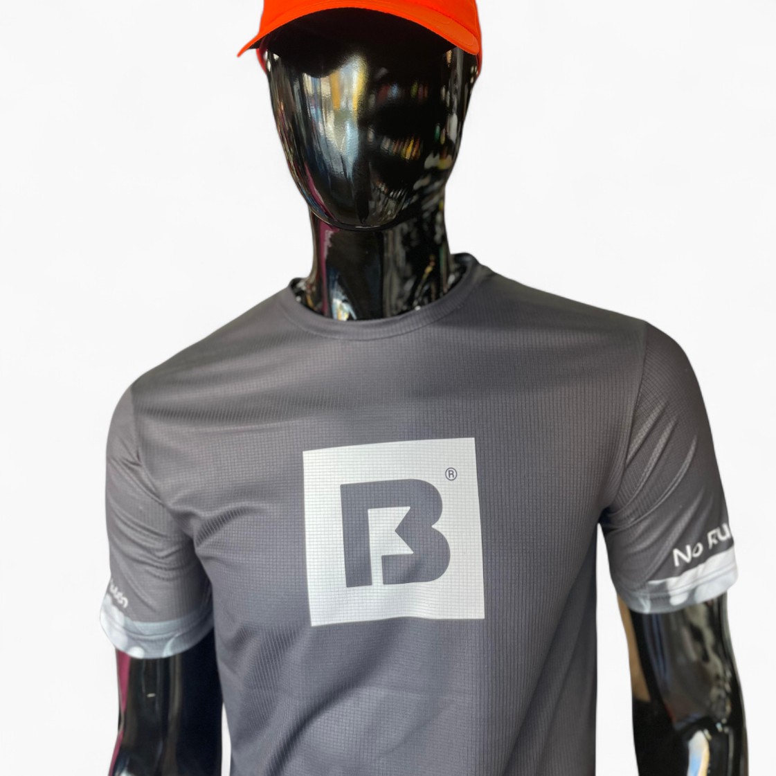 CAMISETA PODIUM KB RUN CLUB MEMBER HOMBRE